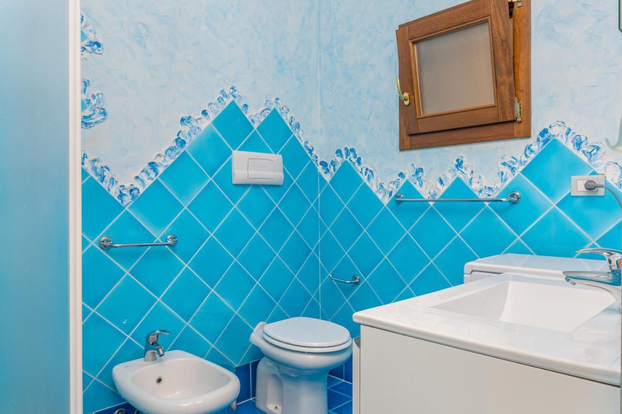 Casa Vacanze Lo Squalo Olbia Ngoại thất bức ảnh
